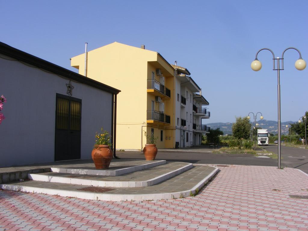 Casa Vacanze Isabella Aliano Exterior photo